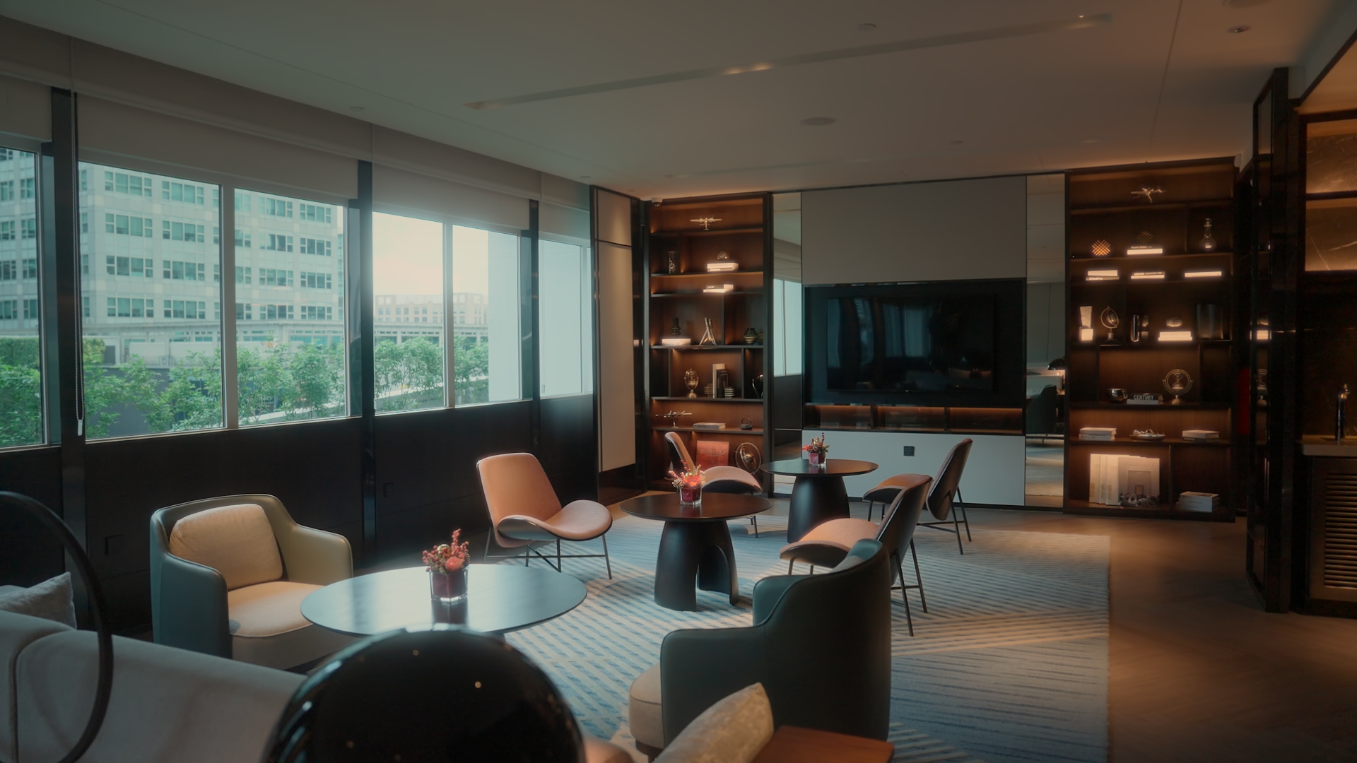 OUE REIT | 10th Anniversary (Director’s Cut)